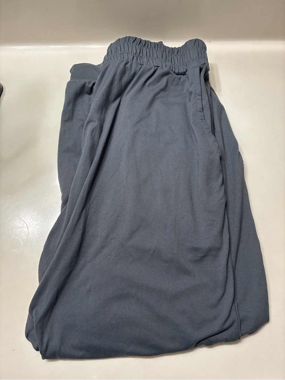 Amazon Essentials Women's Elastic-Waist Track Pants - Charcoal Gray